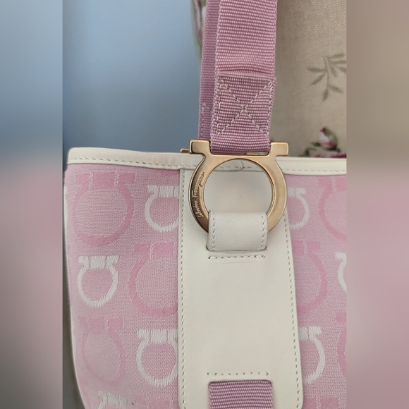 Salvatore Ferragamo Tote Bag Pink - Picture 3 of 15